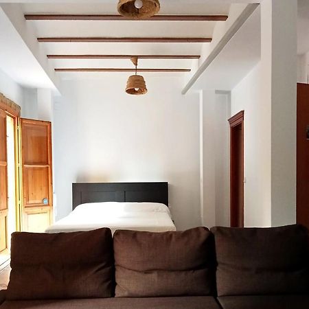 Apartamentos Con Encanto En Pleno Casco Antiguo Ron Valenciayole Exterior photo