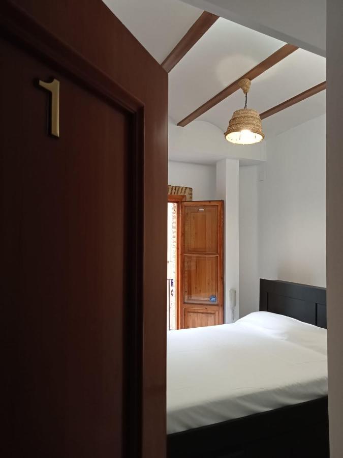 Apartamentos Con Encanto En Pleno Casco Antiguo Ron Valenciayole Exterior photo