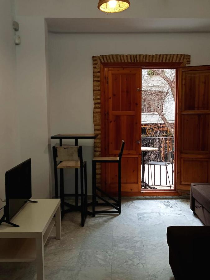 Apartamentos Con Encanto En Pleno Casco Antiguo Ron Valenciayole Exterior photo